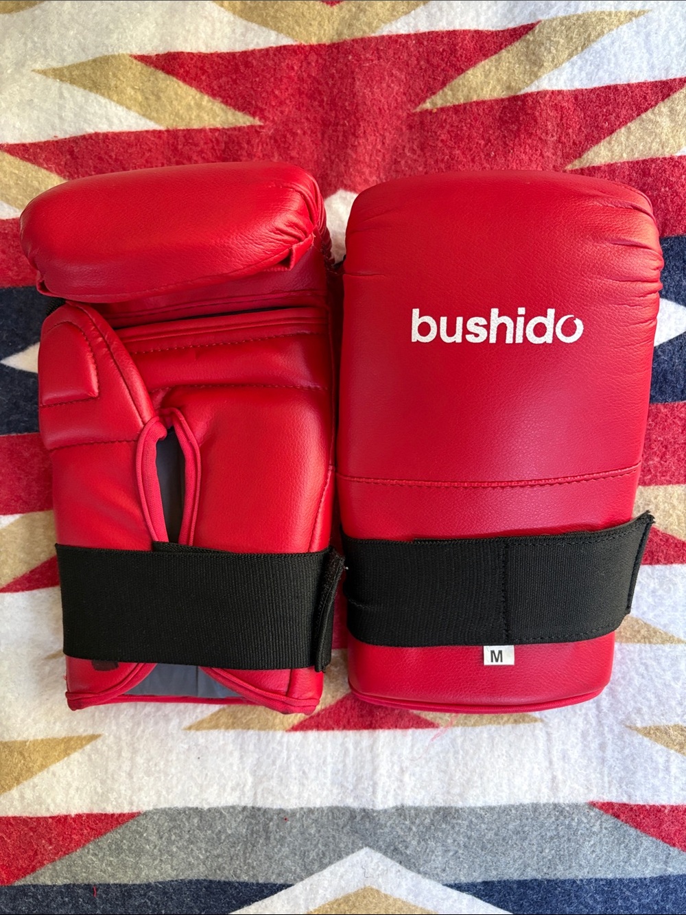 Bushido Kids Red Training Mittens - Medium